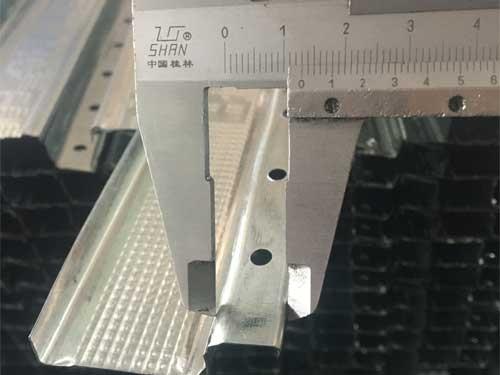 產品名稱:冷彎異型材種類